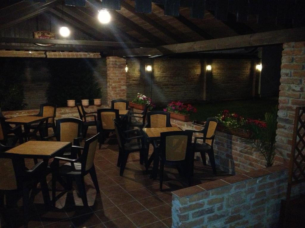 Ubytovani U Parku Lednice Exterior photo